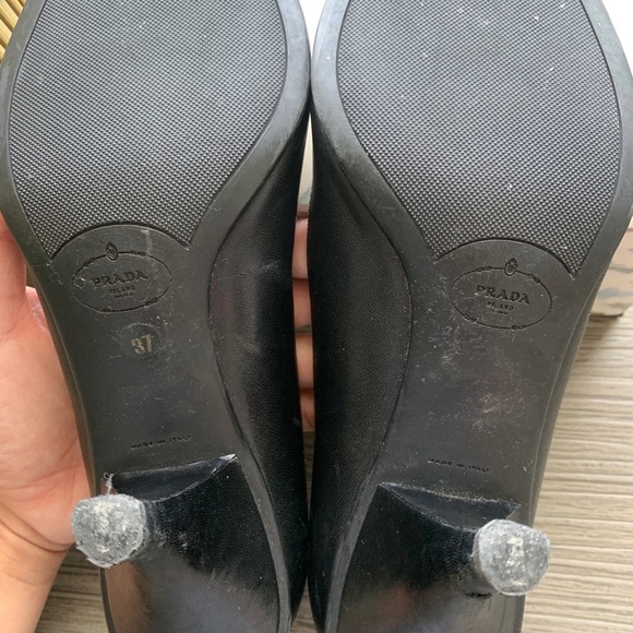 Prada round tip black heels - Picture 6 of 6